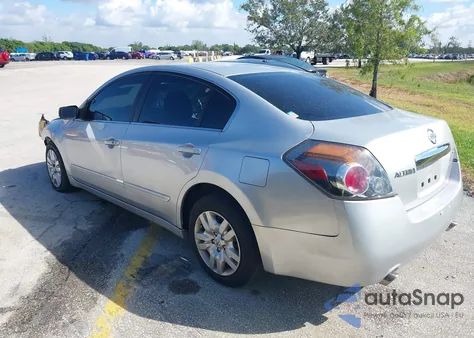 2012 Nissan Altima 2.5 S z USA, uszkodzony, nr VIN 1N4AL2AP9CC208888